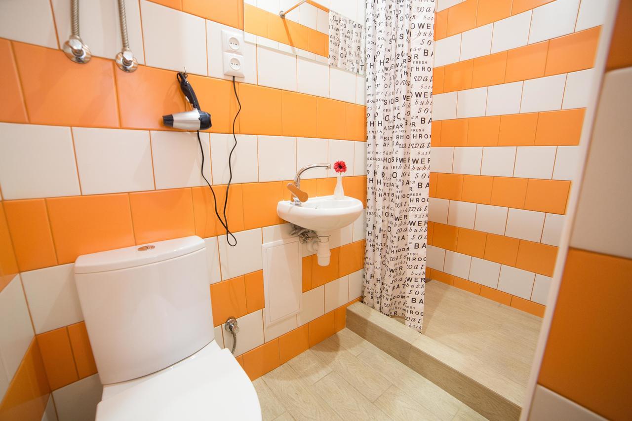 Apartment On Svyatoho Teodora Square 5 Lviv Exterior photo